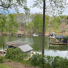 House-Washing-in-Smith-Mountain-Lake-VA-by-Gunk-B-Gone-Pro-Wash-Trusted-Local-Experts 2